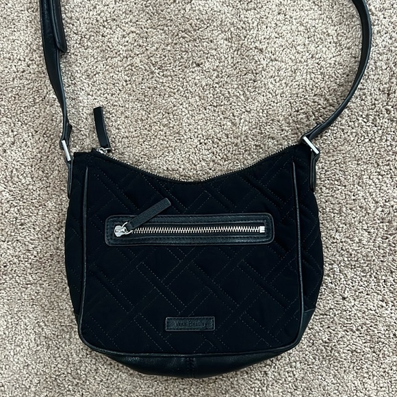 Vera Bradley Handbags - Vera Bradley quilted black purse small